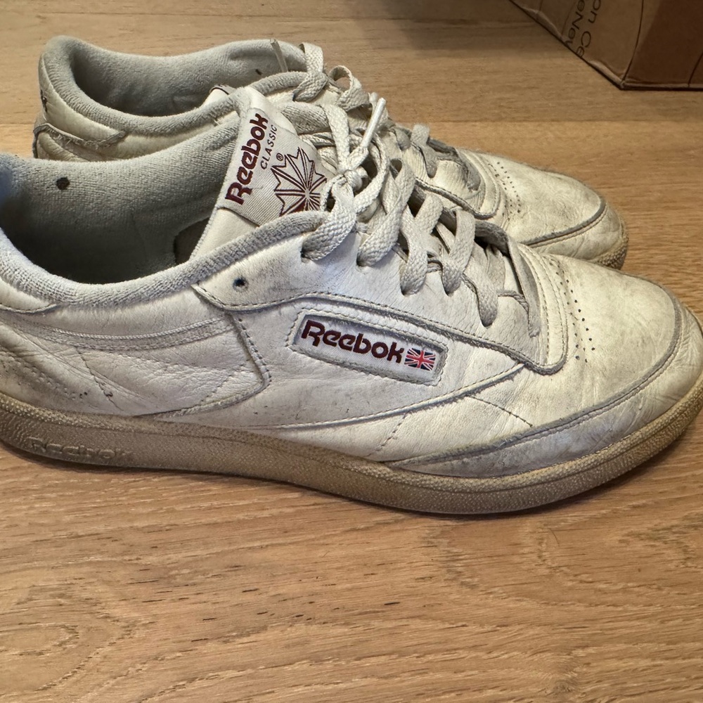 Reebok Men's Off-White Sneakers